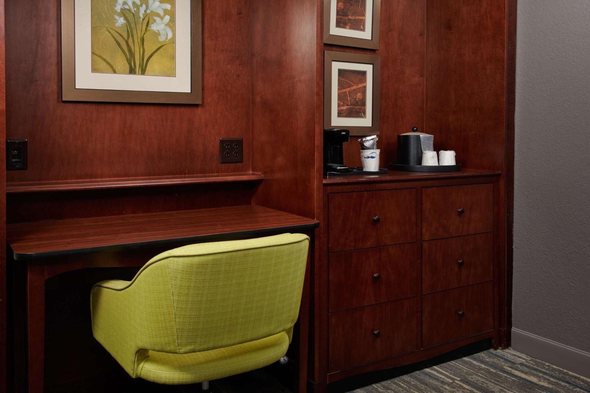 Hampton Inn Atlanta-Cumberland Mall/Cobb Galleria Area Smyrna Εξωτερικό φωτογραφία